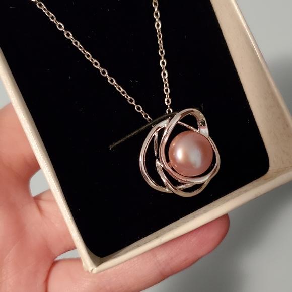 PearlsOnly Lavender Pearl Joan Pendant Necklace - Picture 2 of 9